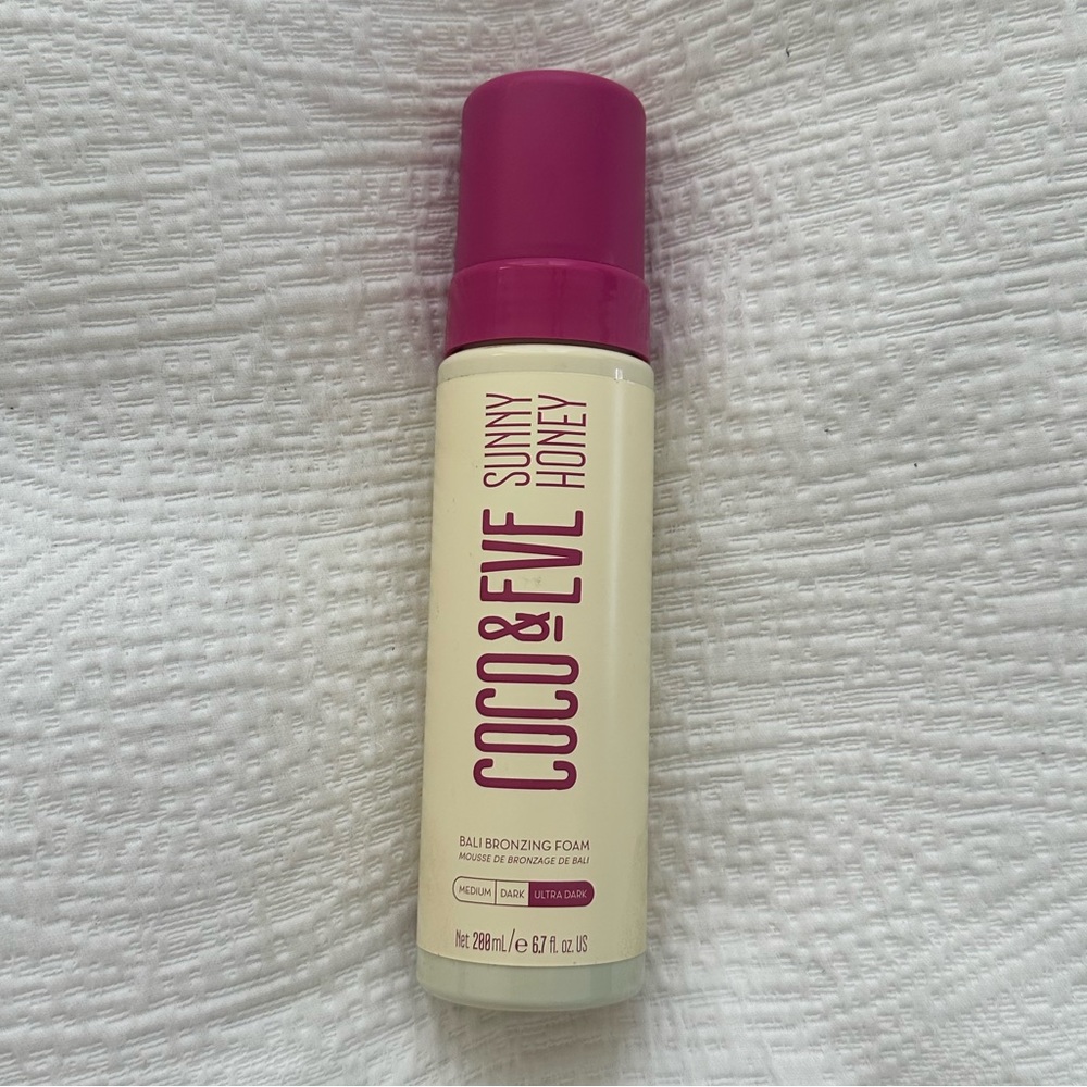 Coco & Eve Bali Bronzing Foam Ultra Dark